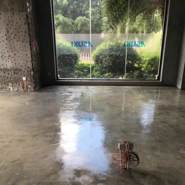環氧樹脂地板漆|彩色壓模藝術地坪特點及施工注意事項
